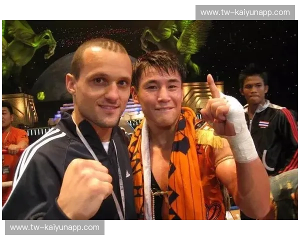 拳台上的传奇与荣耀：播求vs尼基，一场不容错过的巅峰对决